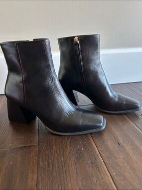 Black Leather Ankle Boots with Block Heel - Women's